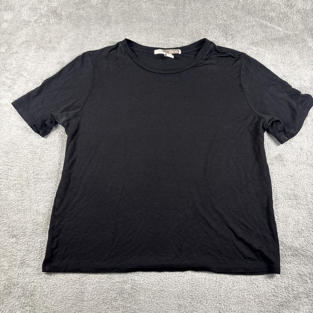 Forever 21 Contemporary Black Basic Crewneck Short Sleeve Shirt Size L